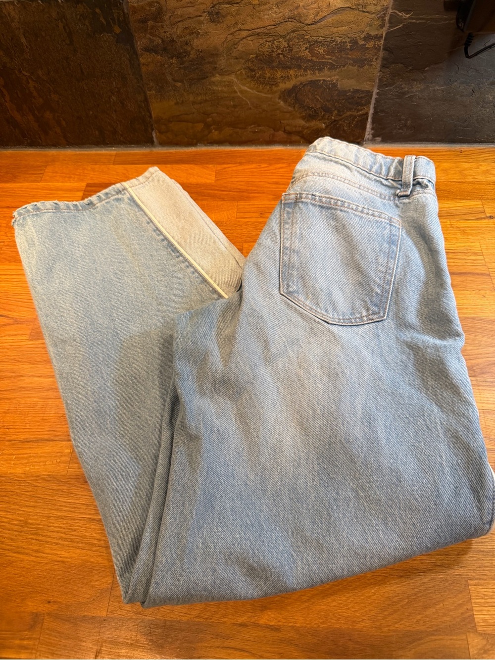 wild fable Mid-rise Light Blue Relaxed Straight Leg Denim Jeans Size 0